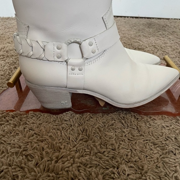 Sam Edelman Riker booties in white leather size 7.5 - Picture 3 of 13